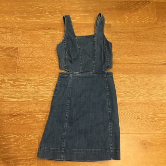 Madewell Dresses & Skirts - madewell denim cutout mini dress